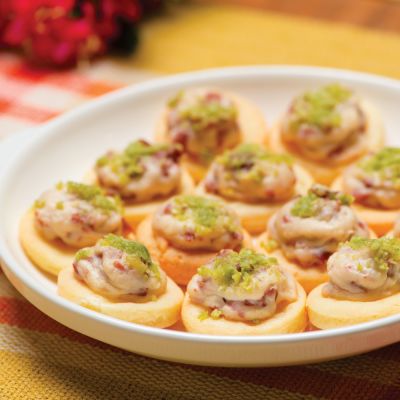 Canap&eacute;s de P&atilde;o de Queijo com Lingui&ccedil;a 20 unid.
