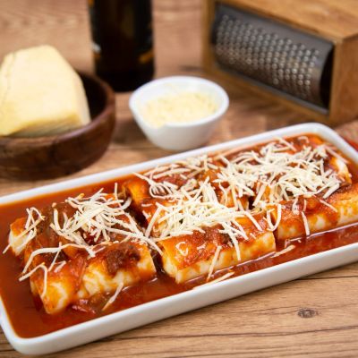 Canelone de Queijos e Ragu de Carne 1.500g